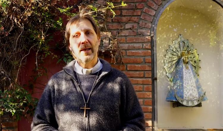 Mons. Fassi animó a mirar la vida "al modo de María"