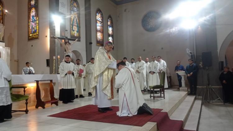 Alegría en la Iglesia en Concepción por la ordenación de un sacerdote