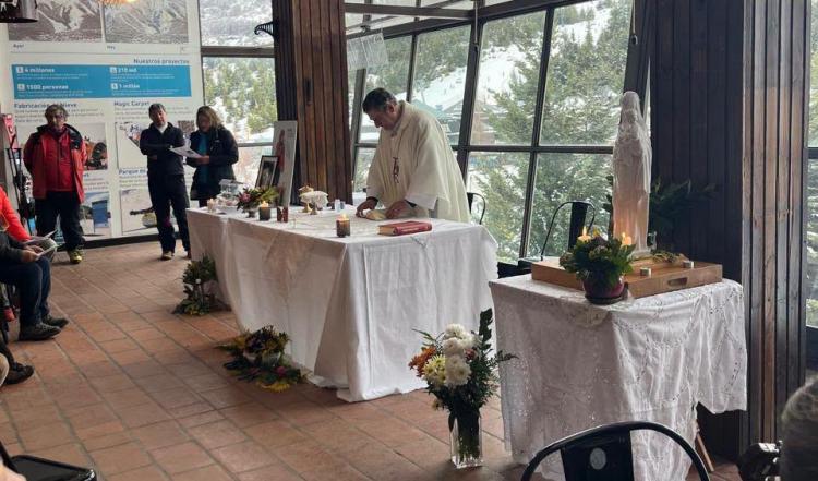 Bariloche celebró a Nuestra Señora de las Nieves, patrona de la diócesis