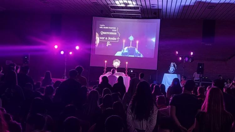 Buenos Aires: más de 300 jóvenes participaron de la Vigilia del Buen Pastor