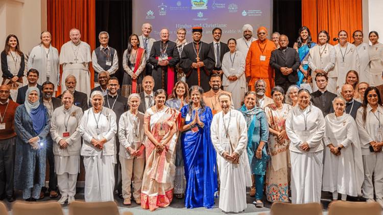 Card. Koovakad: hindúes y cristianos, llamados a construir un mundo más justo
