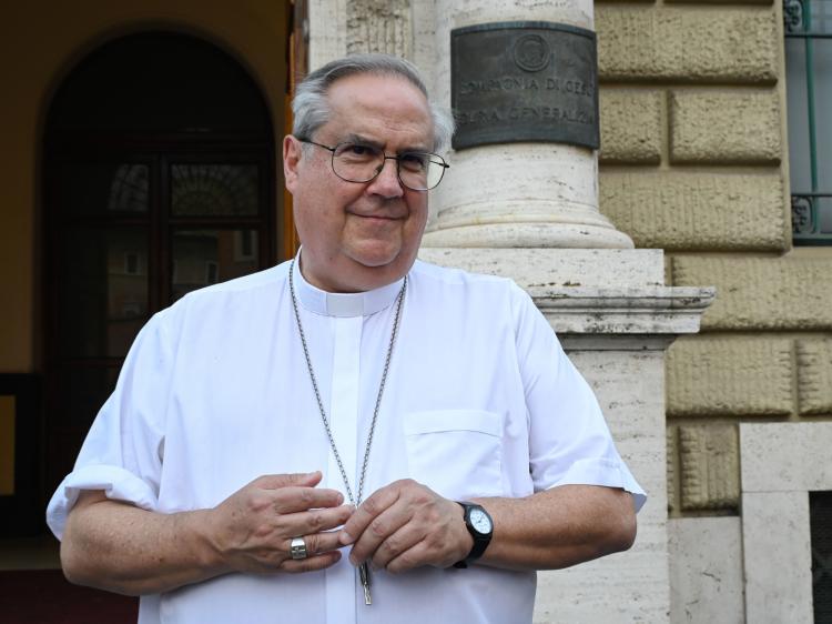 Card. Rossi: 'En la Iglesia hay lugar para todos'