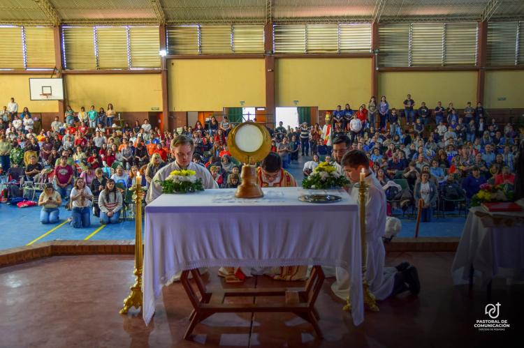 Catequistas de Posadas confiaron a Jesús su tarea evangelizadora