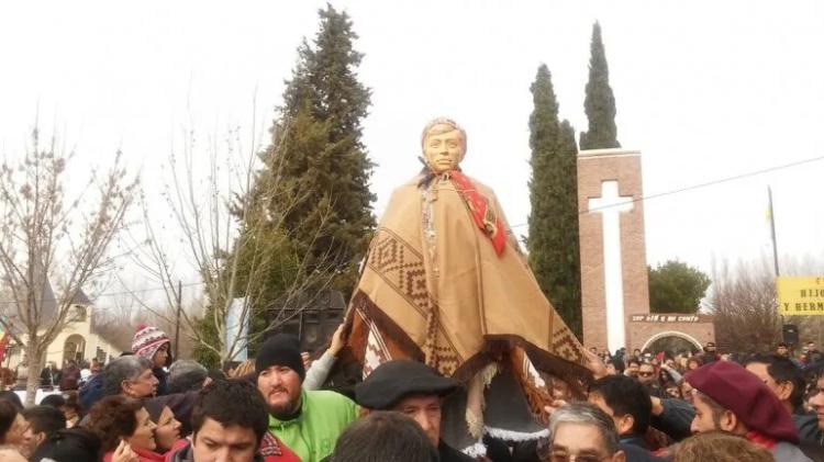 Chimpay volvió a congregar a miles de peregrinos en torno a Ceferino Namuncurá
