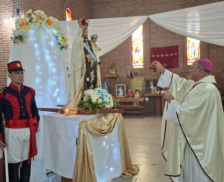 Cientos de fieles celebraron en Campo Gallo las patronales de la Virgen del Carmen