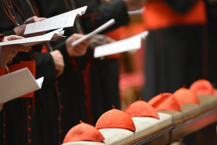 Cónclave: los cardenales analizaron la situación económica de la Santa Sede