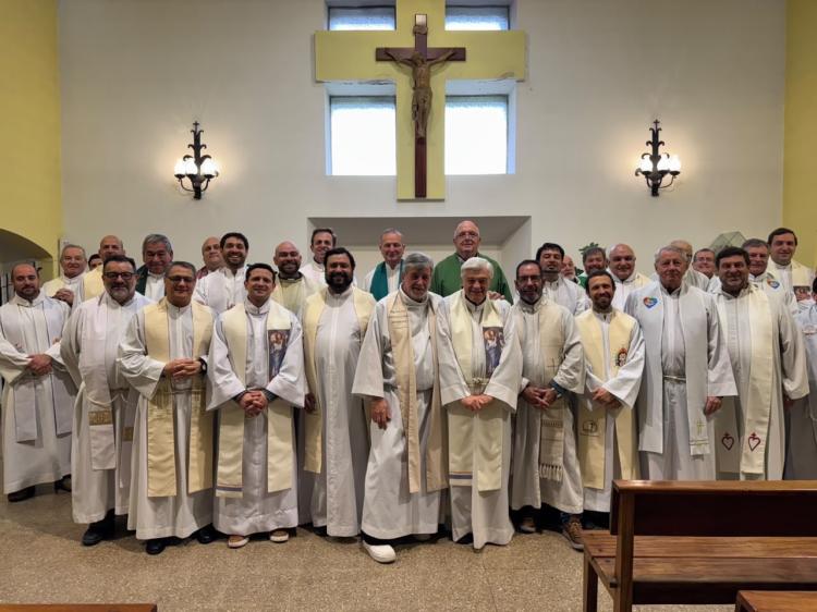 El clero de Mar del Plata concluyó su retiro espiritual anual