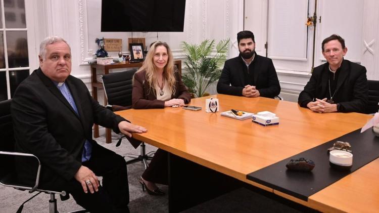 El Episcopado y el Gobierno destacan el trabajo conjunto por la visita de León XIV
