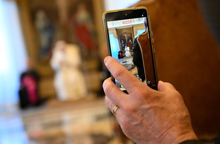 El Papa advierte del 'eclipse' de la humanidad frente a la IA