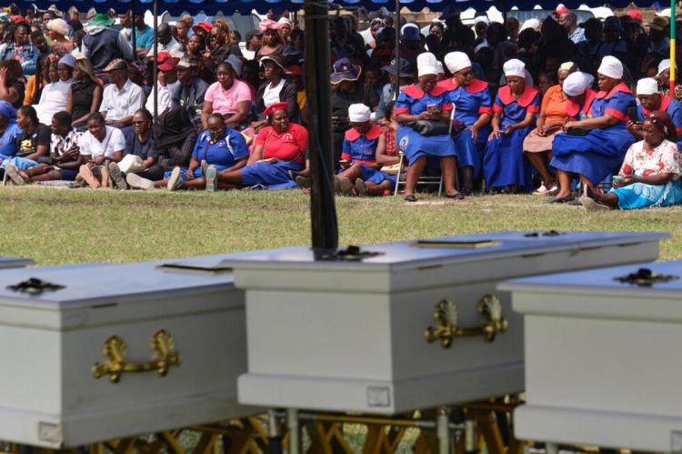 El Papa expresa su cercanía a las víctimas del naufragio en Zimbabue