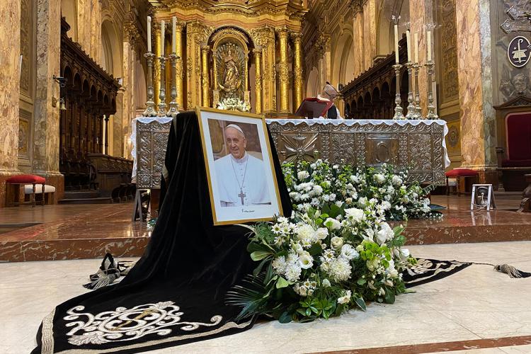 En una capilla de la catedral porteña se implantará el Memorial del Papa Francisco