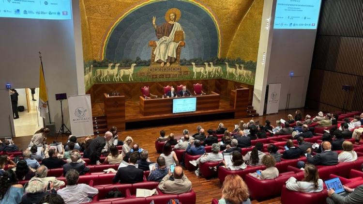 El Papa pidió que la IA convierta la innovación tecnológica en instrumento de paz