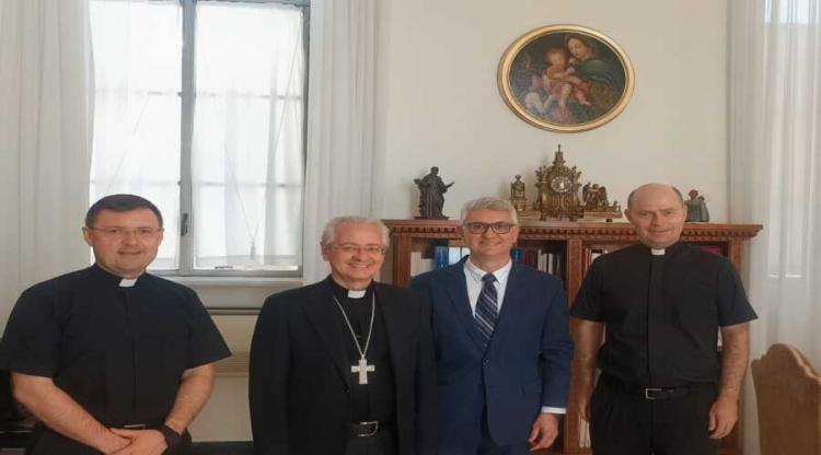 Episcopado: avanza en el Vaticano la preparación litúrgica de la visita de León XIV