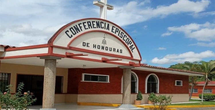 Honduras: estafadores usan imagen de sacerdotes para engañar en redes