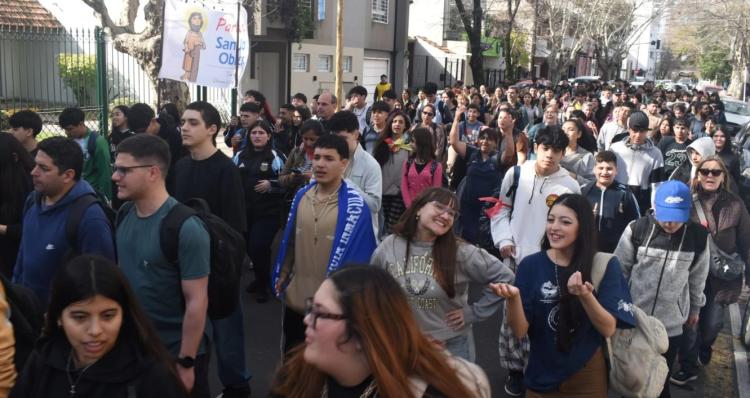 Jóvenes de Lomas de Zamora participaron de una peregrinación jubilar a Llavallol