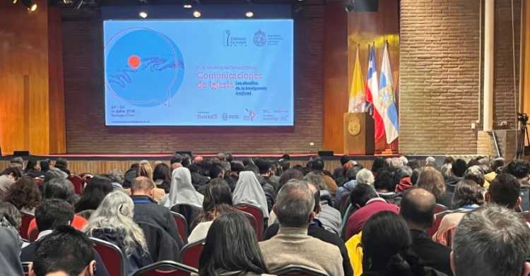 La Iglesia latinoamericana debate el impacto de la IA en la comunicación evangelizadora
