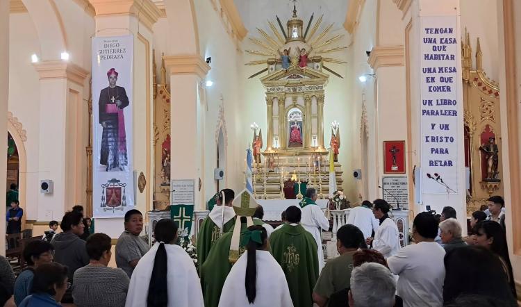 Cafayate: la comunidad prelaticia inició el Año Centenario de Mons. Pedraza