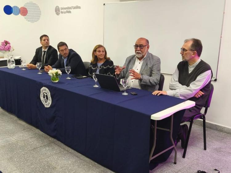 La UCALP finalizó la diplomatura en formación ambiental