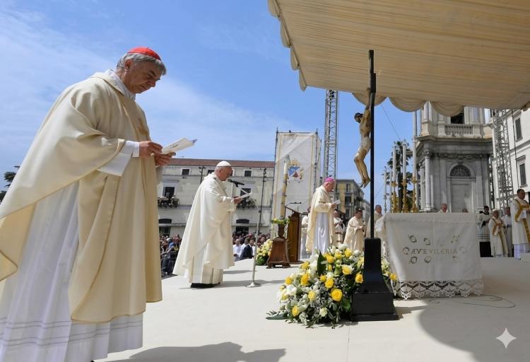 León XIV en Pompeya: 'El Rosario devuelve la vida a Jesús'