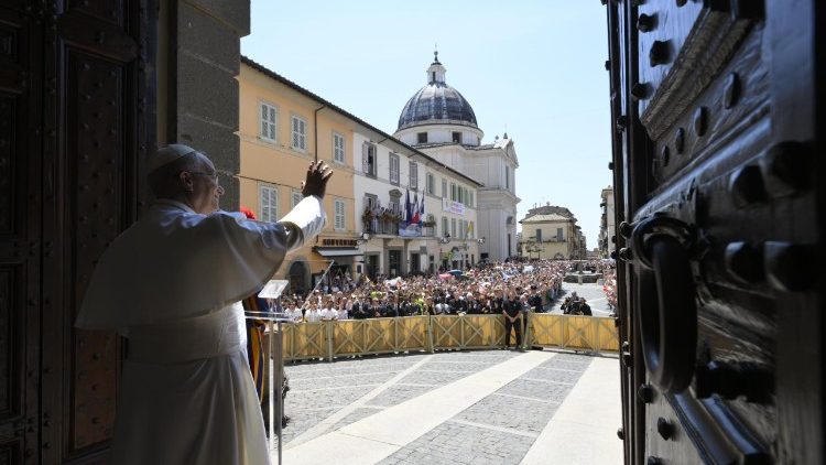 León XIV invita a fortalecer la oración también durante las vacaciones