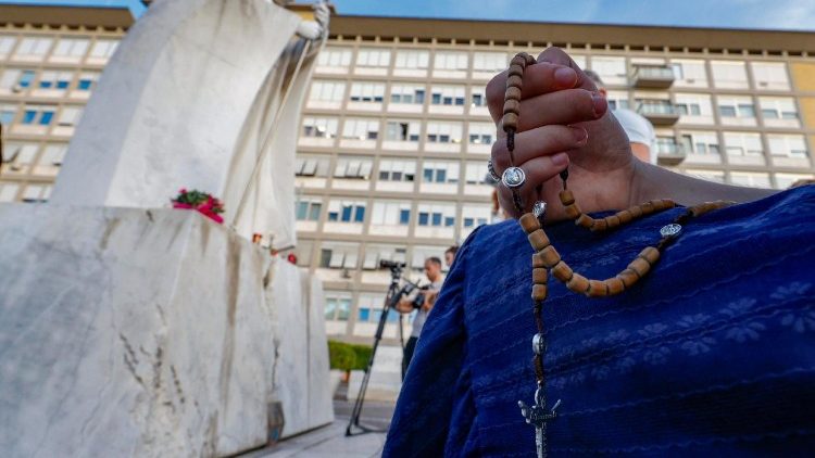 León XIV evoluciona con normalidad y muestra buena recuperación del pulmón