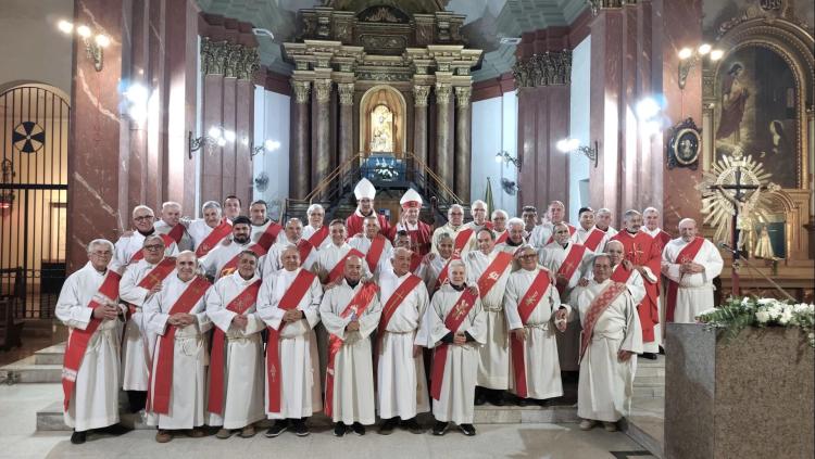 Lomas de Zamora celebró el Día del Diácono con una misa en la catedral