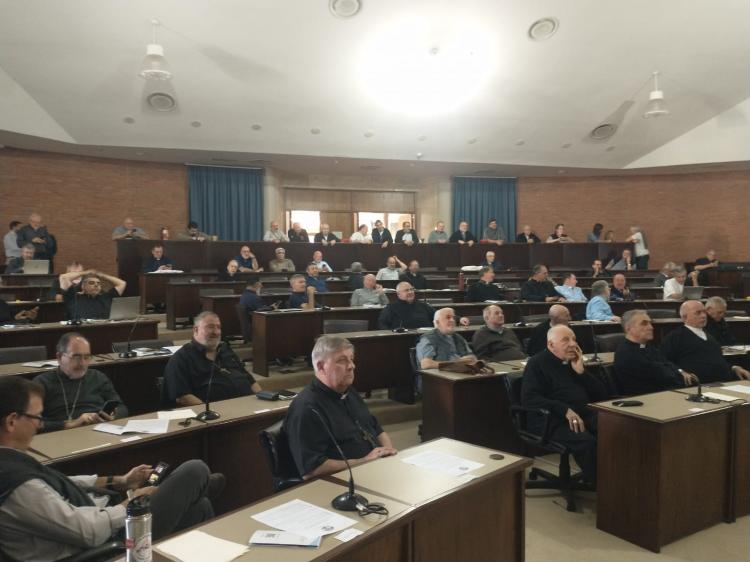 Los obispos argentinos expresan su adhesión al nuevo Papa y le aseguran su oración