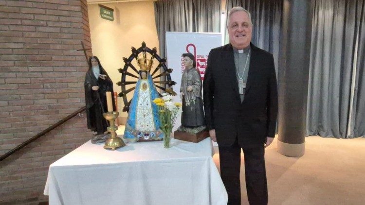 Mons. Colombo: 'La visita de León XIV traerá esperanza y renovación'
