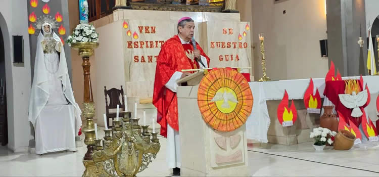 Mons. Díaz: 'Que Pentecostés sea el inicio de una vida nueva para nosotros'