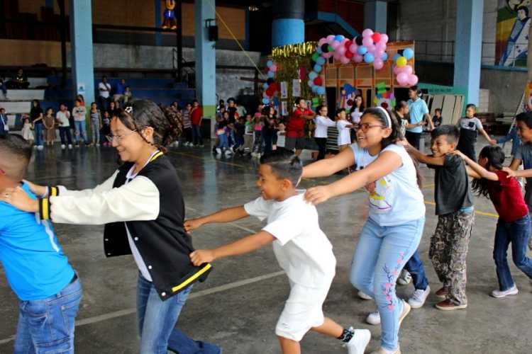 Mons. Lozano llamó a renovar el compromiso de cuidar y proteger a los niños