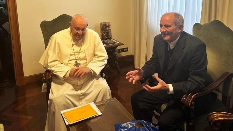 Mons. Lugones expondrá sobre el pensamiento social de Francisco en Ezeiza