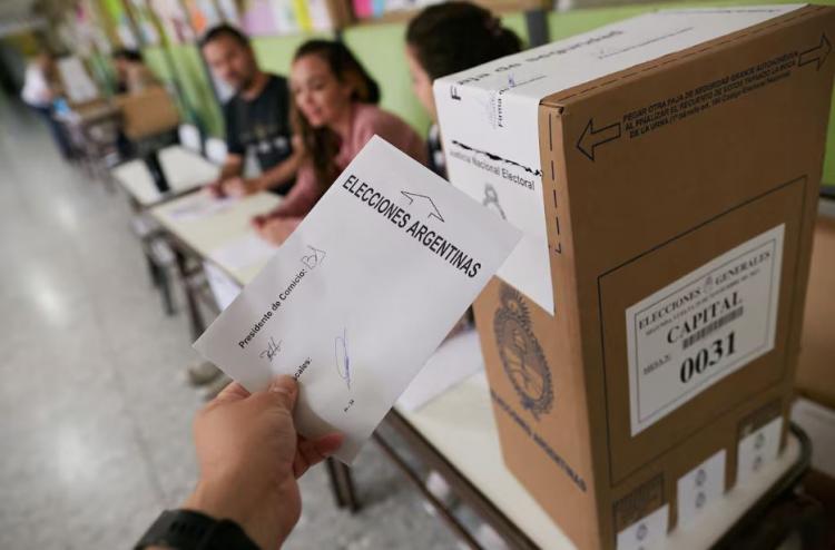 Mons. Martínez llamó a un voto responsable y criticó el abandono estatal