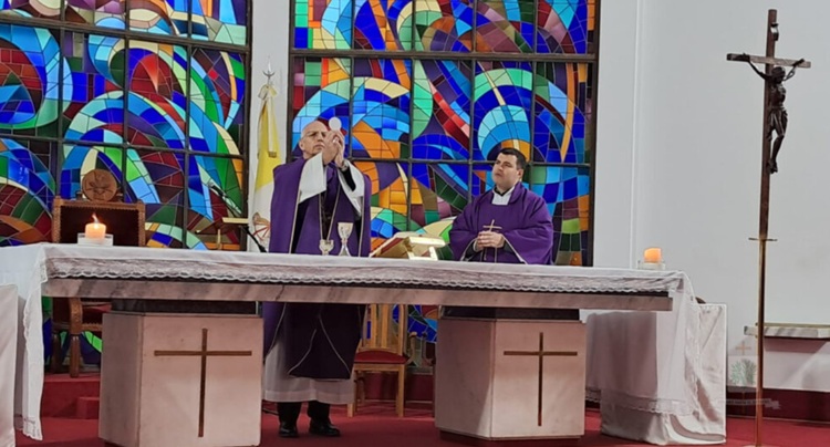 Mons. Olivera presidió la misa aniversario en memoria de Mons. Baseotto