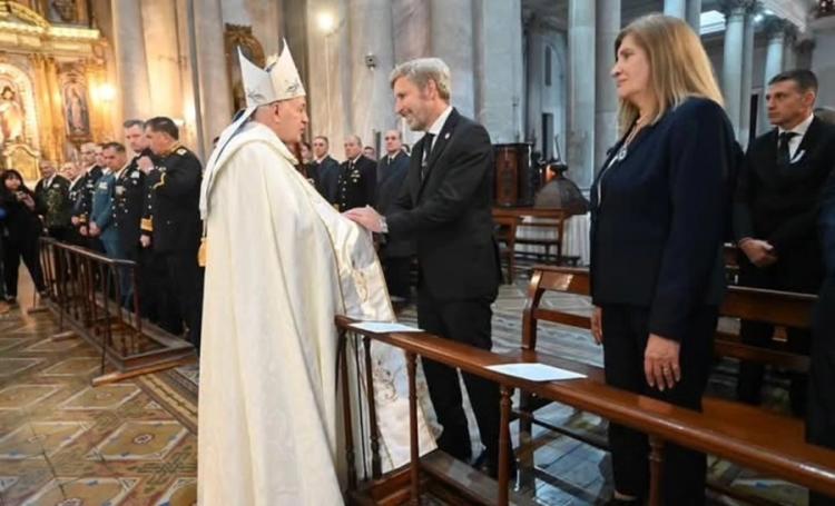 Mons. Puiggari: 'Urge recrear los lazos de la amistad social entre los argentinos'
