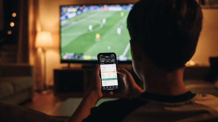 Mundial: alertan sobre el crecimiento de apuestas 'online' en jóvenes