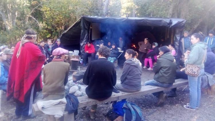 Neuquén: mapuches piden mediación de la Iglesia tras denunciar amenazas de desalojo