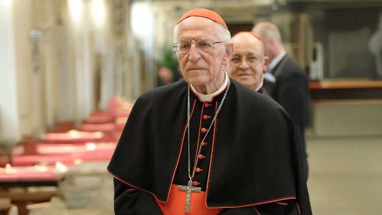 Ofician en Buenos Aires una misa en homenaje al cardenal Estanislao Karlic