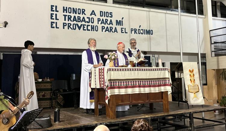 Padre Opeka: 'Ser misionero es llevar la fraternidad y la justicia'