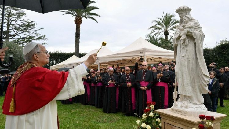 Papa: 'Santa Rosa de Lima, un ejemplo brillante de nuestra vocación a la santidad'