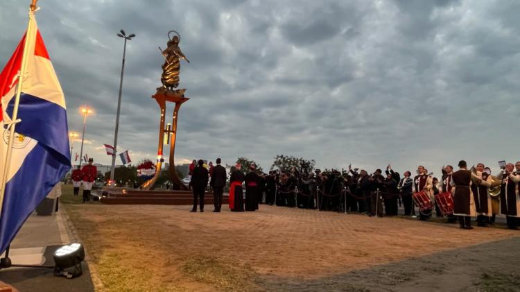 Paraguay: inauguran un monumento a la Virgen de la Asunción en la Costanera