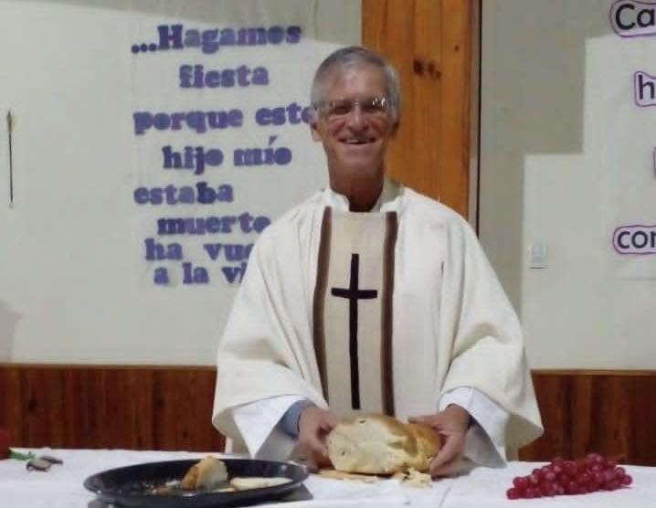 Pesar por el fallecimiento de un sacerdote que evangelizó en lugares muy pobres