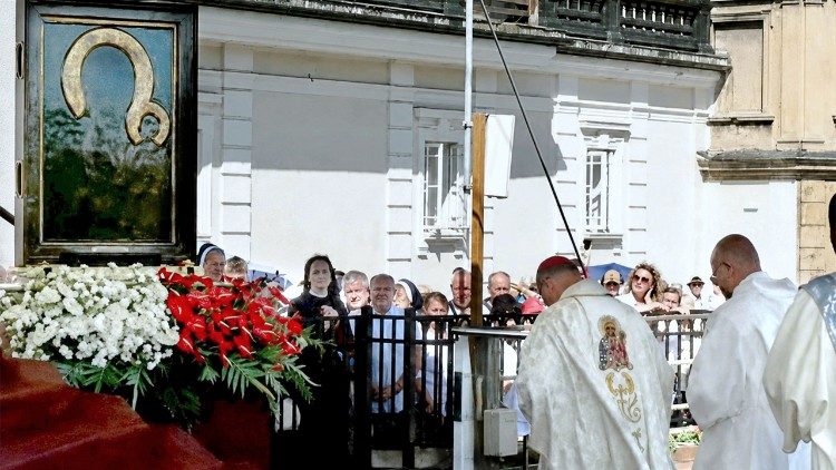 Polonia: la comunidad católica renovó los Votos Nacionales de Jasna Góra