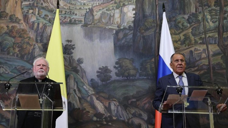Rusia: el arzobispo Gallagher pidió detener la guerra y abrir un camino de negociación