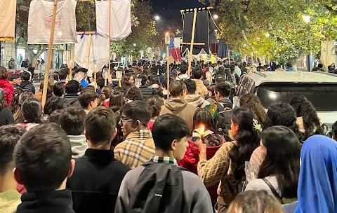 San Rafael vibró con una multitudinaria Vigilia de Pentecostés juvenil