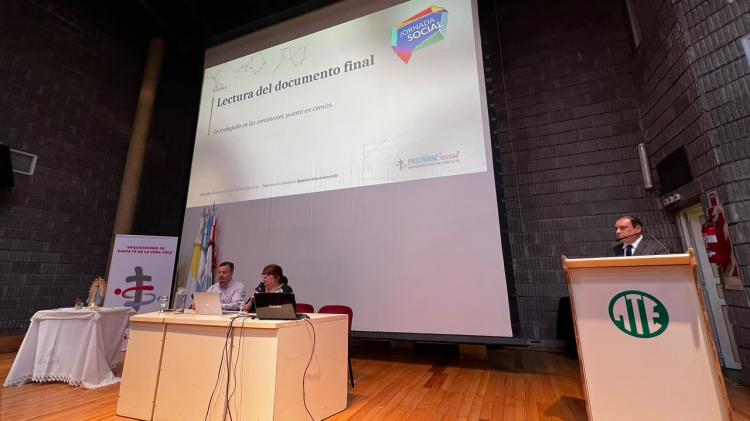 Santa Fe: Jornada Social centrada en los desafíos sociales y tecnológicos