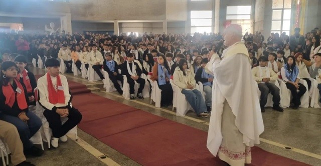 Santiago del Estero: apertura de la Puerta Santa en una parroquia de Frías