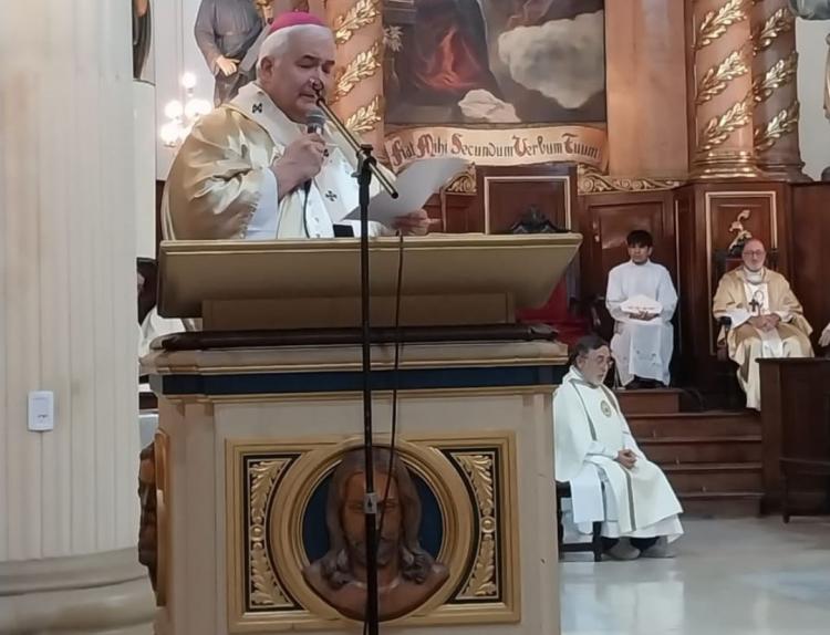 Tucumán: Mons. Sánchez destacó el valor del Crisma al servicio del pueblo de Dios